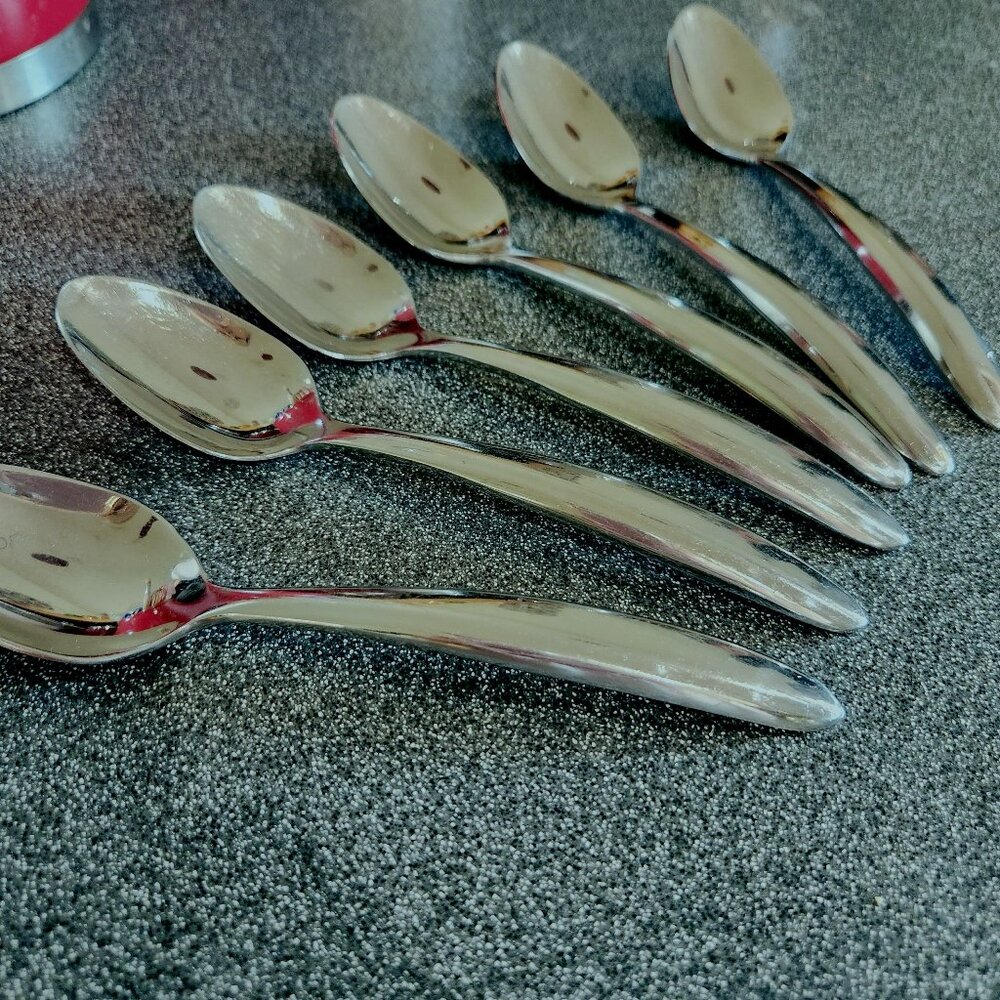Lot of 6 Oneida Glissade Oval Soup Spoons Stainless Steel 7.25"